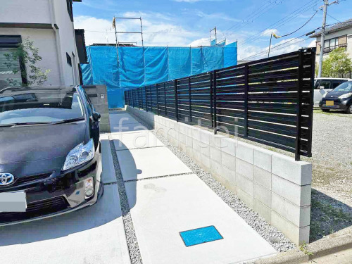 ブロック塀 (化粧ブロック) 太陽エコブロックス 普通CB アルミ形材 フェンス LIXIL AB YS3型 横スリット3 目隠し